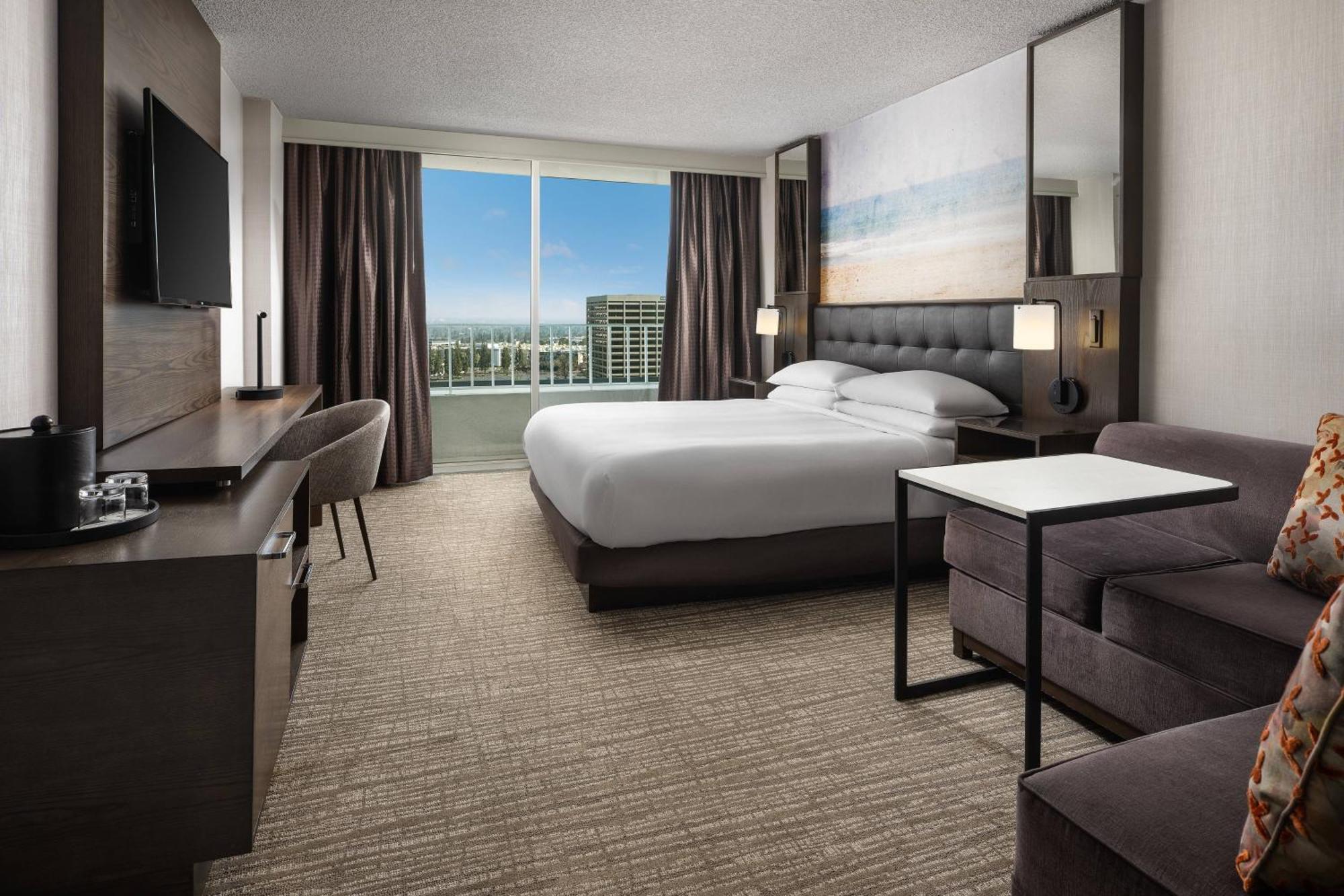 Hotel Warner Center Marriott Woodland Hills Los Angeles